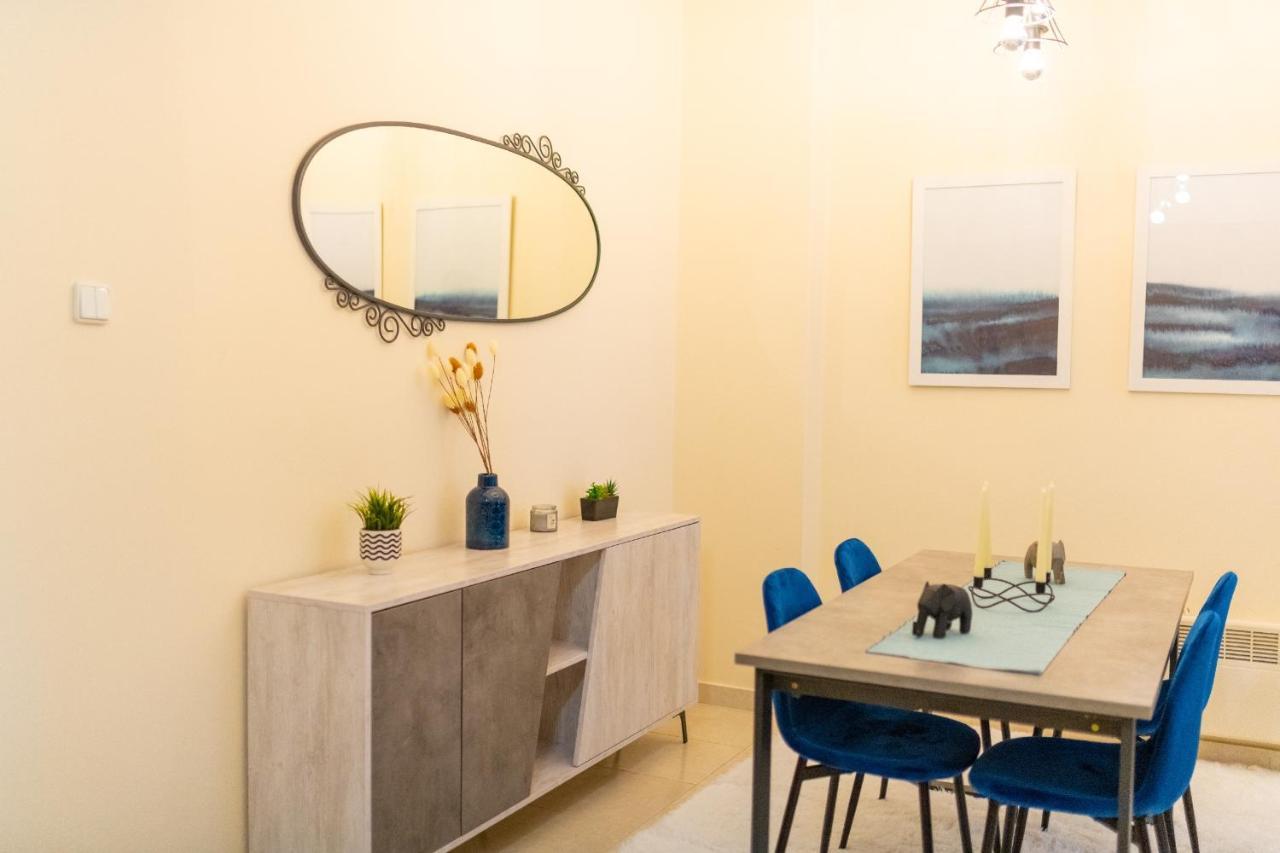 Niovi, Stylish Apartment Near The Waterfront Thessaloniki Exterior photo